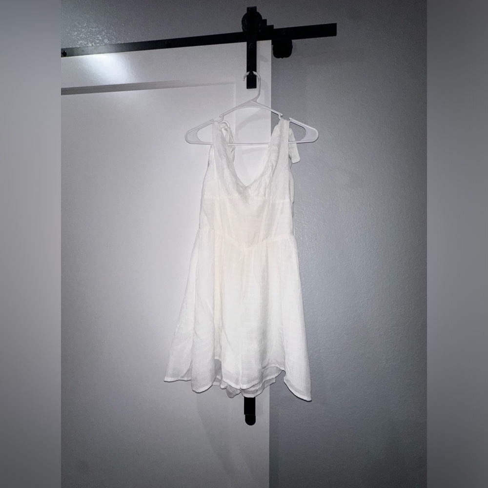 new white pacsun dress/romper XS!